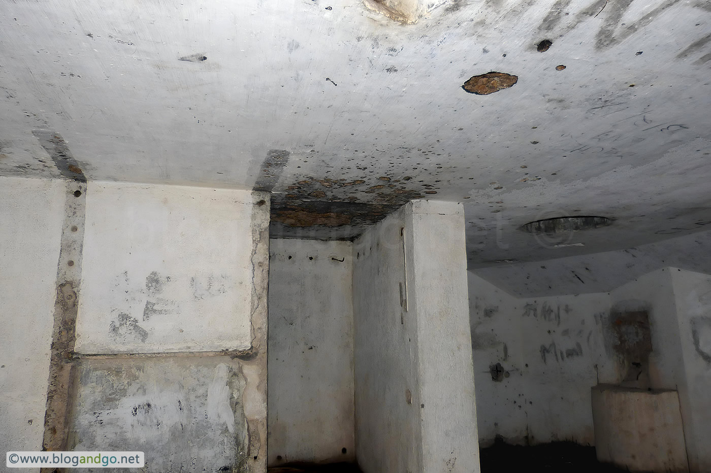 Wong Nai Chung - PB2 (JLO2) Inside